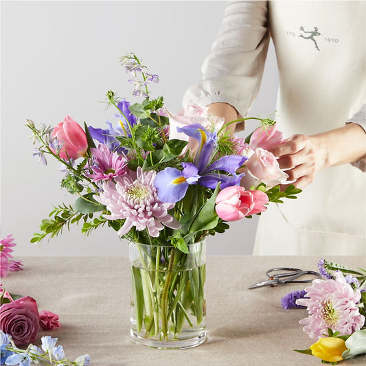 Pastel Tradition - A Florist Original – Village Flower Company, Prairie Village KS