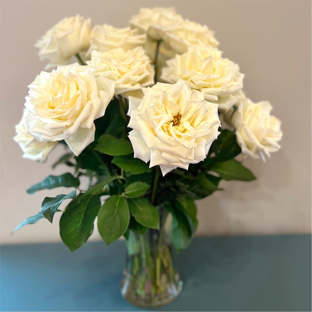 Long Stem Yellow Rose Bouquet –  Village Flower Company, Prairie Village KS