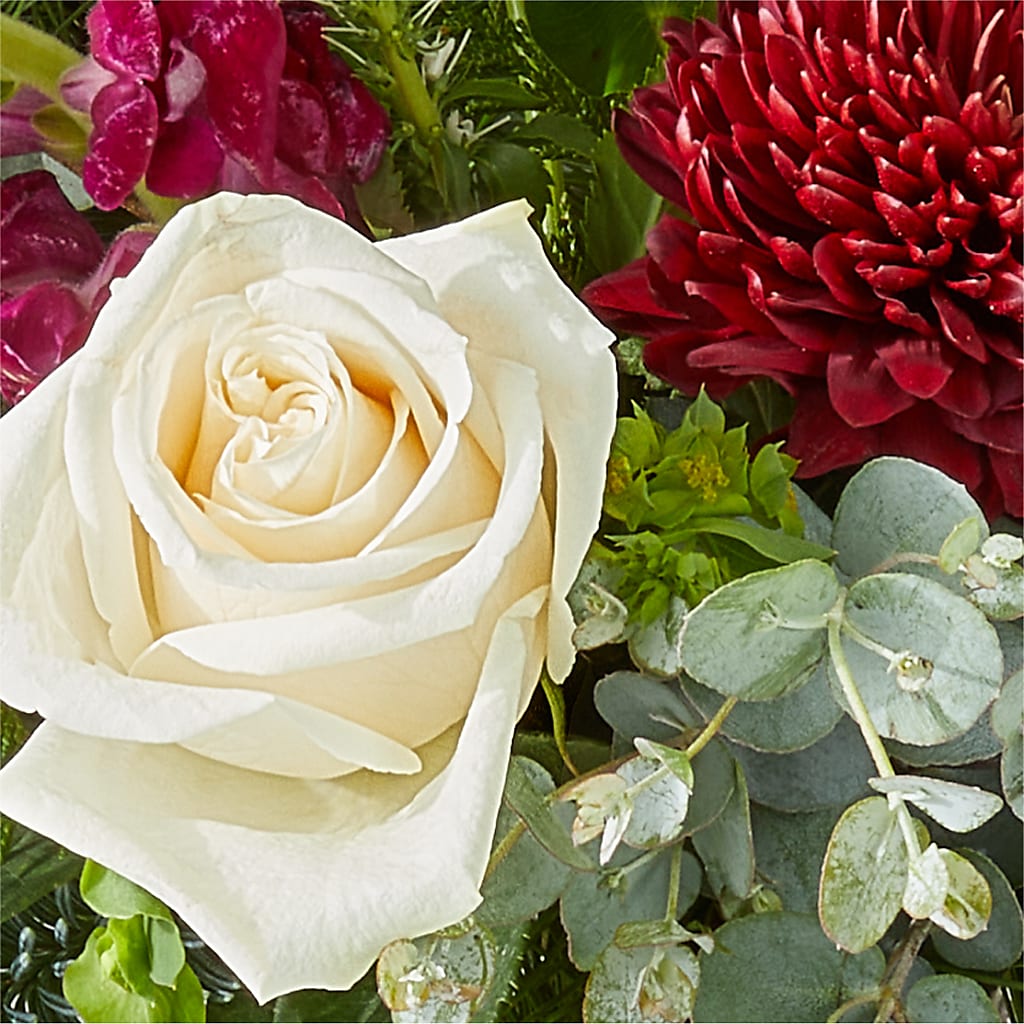 Cranberry Fizz Bouquet –  Village Flower Company, Prairie Village KS
