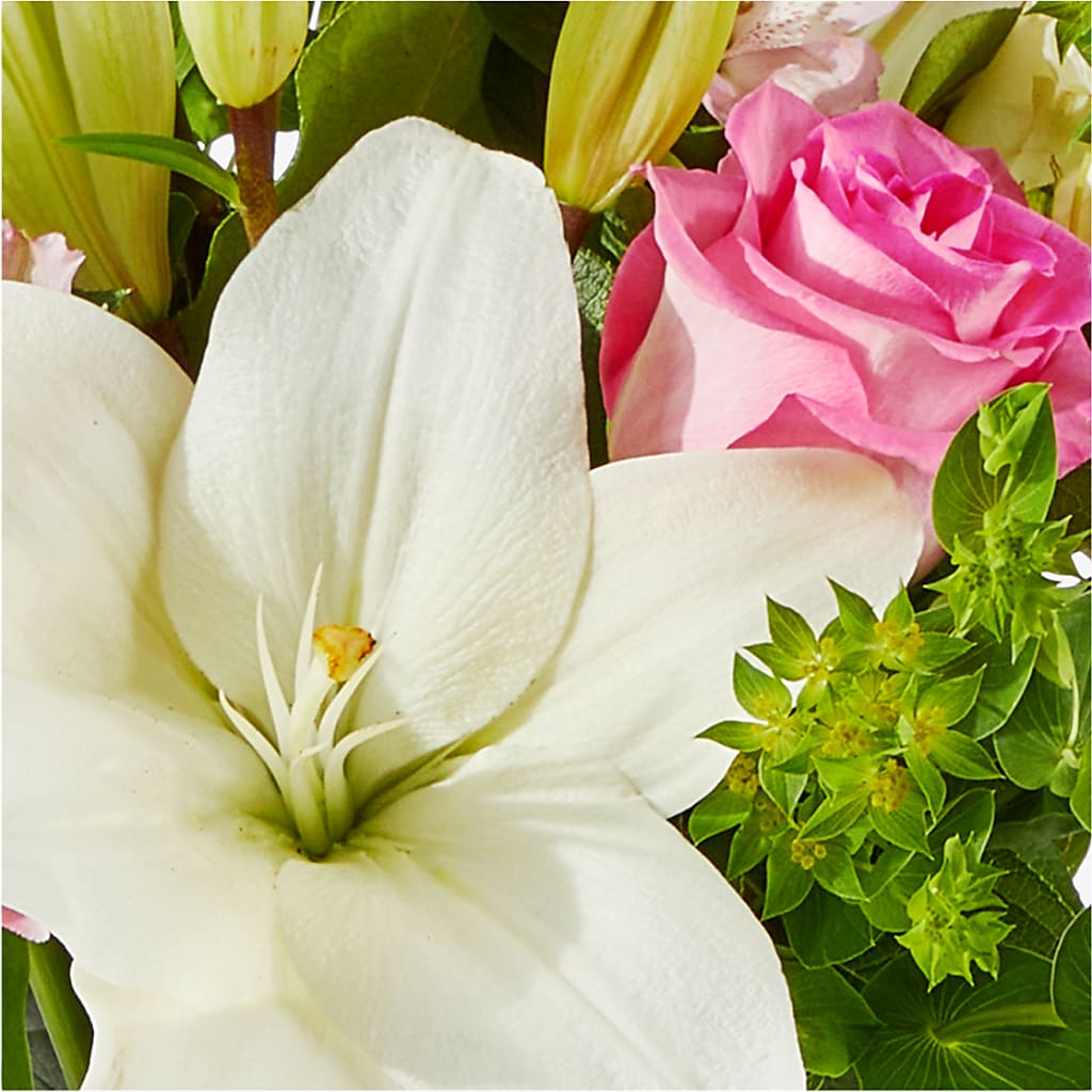 Fondly Bouquet –  Village Flower Company, Prairie Village KS
