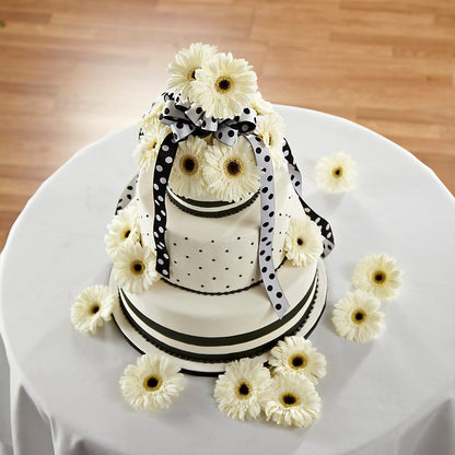 Simple Sophistication Cake Décor –  Village Flower Company, Prairie Village KS